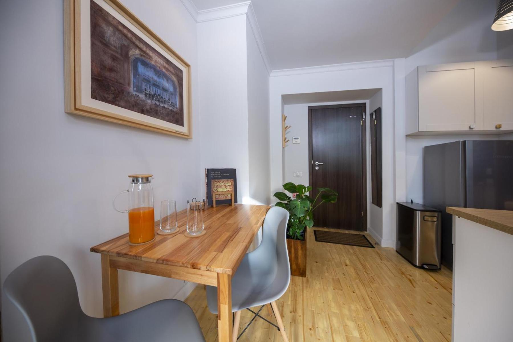 Athenaeum Spacious& Cozy 1Br Prime Location W Balcony 布加勒斯特 外观 照片